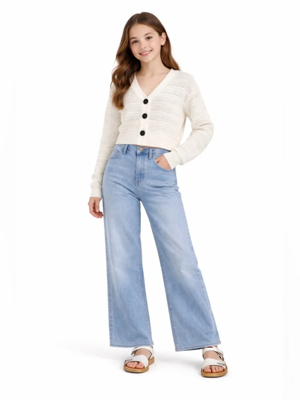NWOT H&M Cream Cropped Sweater with V-Neck and Long Sleeves